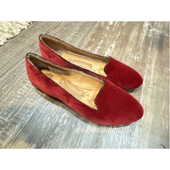 Sofft Women's Ruby Red Belden Velvet Flat Shoes Slip On Slippers Women’s Size 7 - Picture 2 of 4